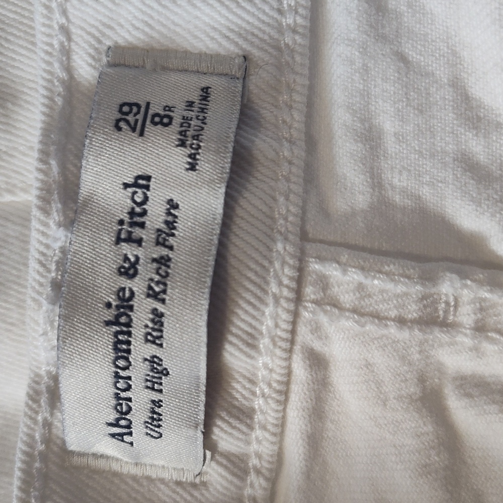 Ambercrombie And Fitch Ultra High Rise Kick Flare Women's White Jeans Size 29/8 - Picture 11 of 11
